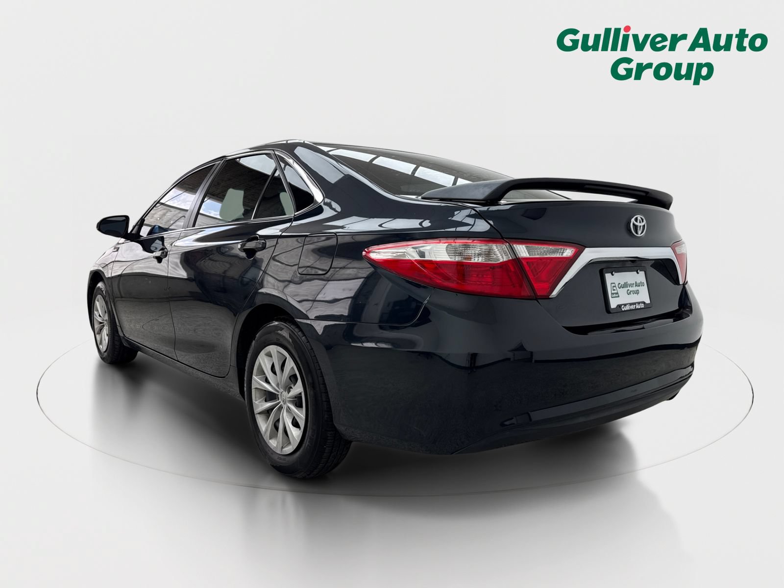 Used 2017 Toyota Camry LE FWD image 5
