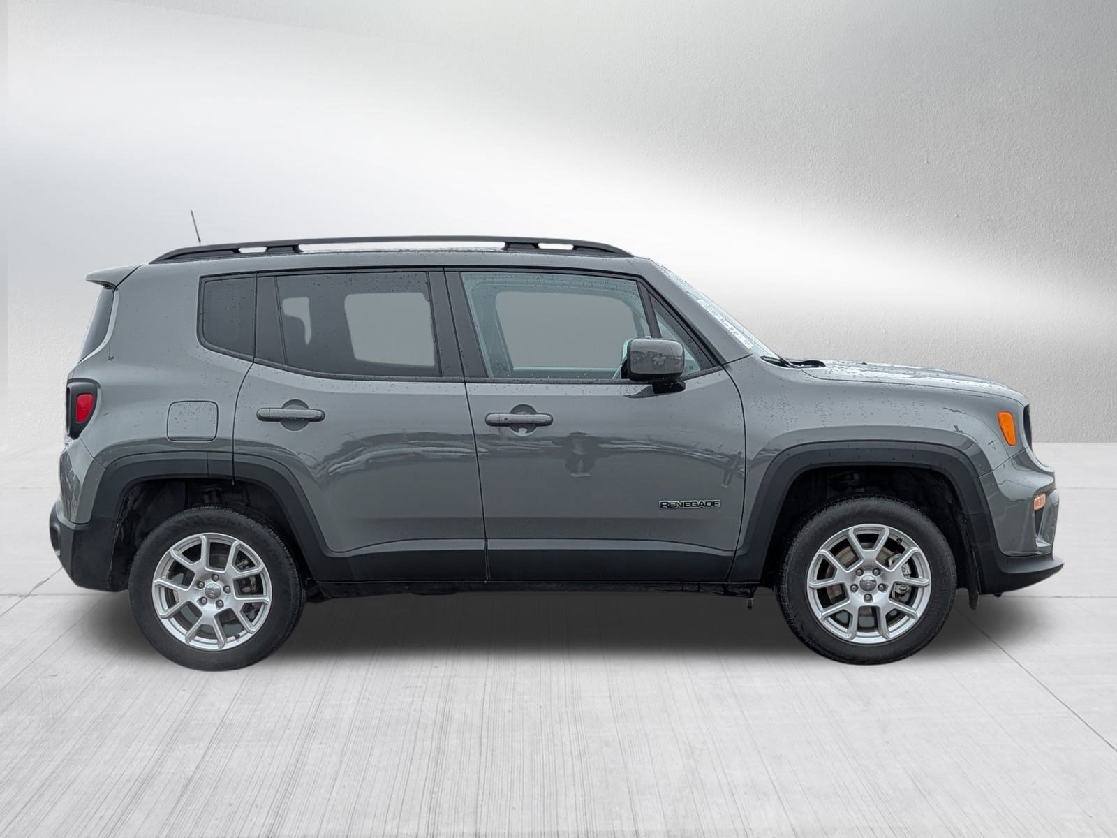 Used 2021 Jeep Renegade Latitude w/ Convenience Group image 8