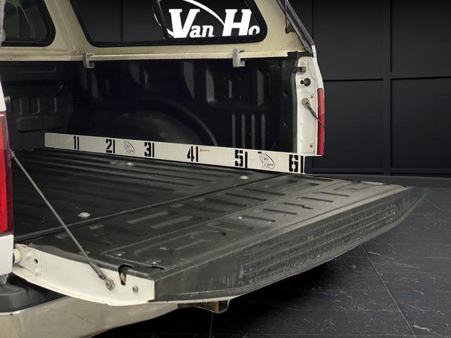 Used 2017 Ford F150 XLT w/ Trailer Tow Package image 13