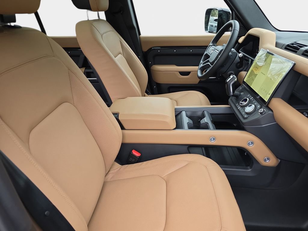 New 2026 Land Rover Defender 110 X-Dynamic SE image 10