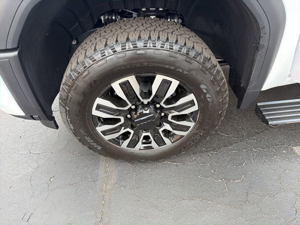 New 2026 GMC Sierra 3500 Denali Ultimate image 16