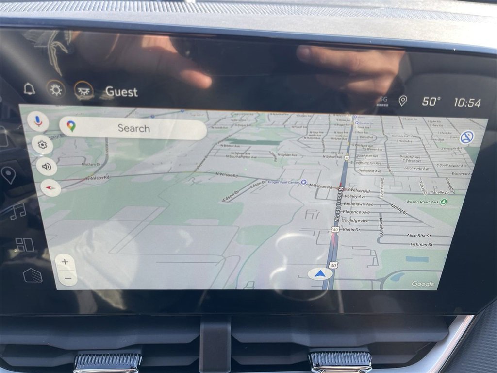 New 2026 Chevrolet Equinox LT w/ Convenience Package II image 18