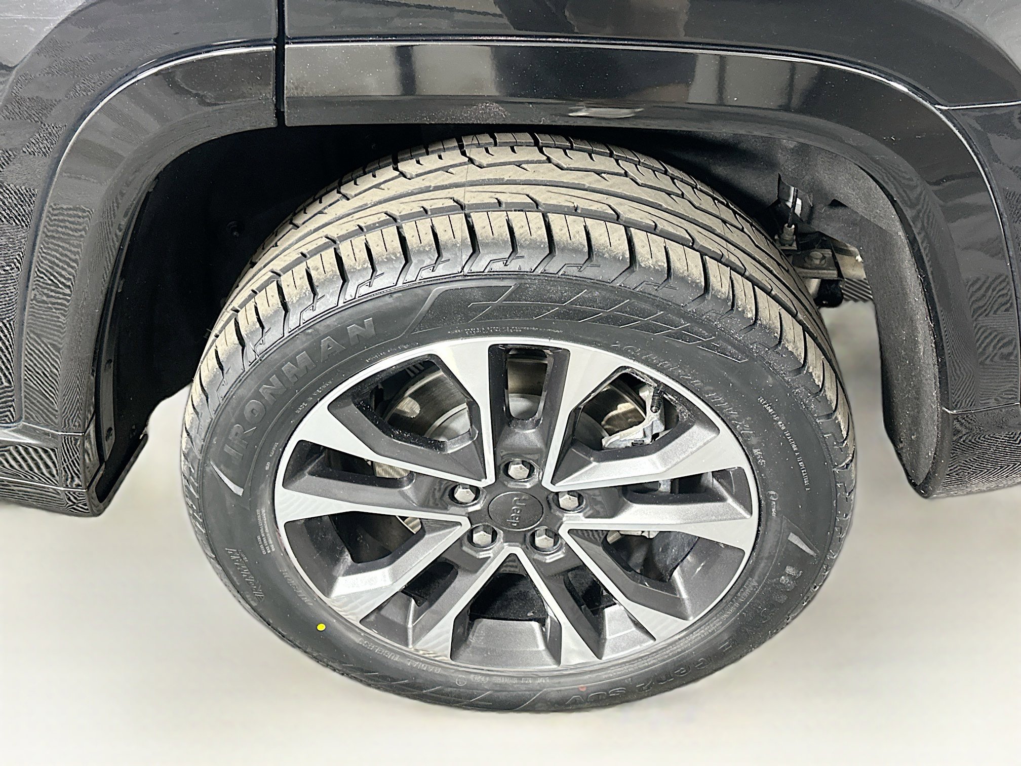 Used 2022 Jeep Grand Cherokee Overland w/ Luxury Tech Group IV image 11