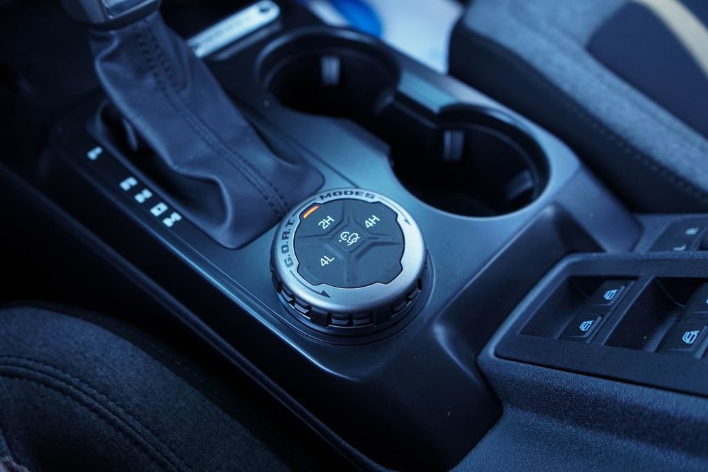 Used 2025 Ford Bronco Big Bend image 23