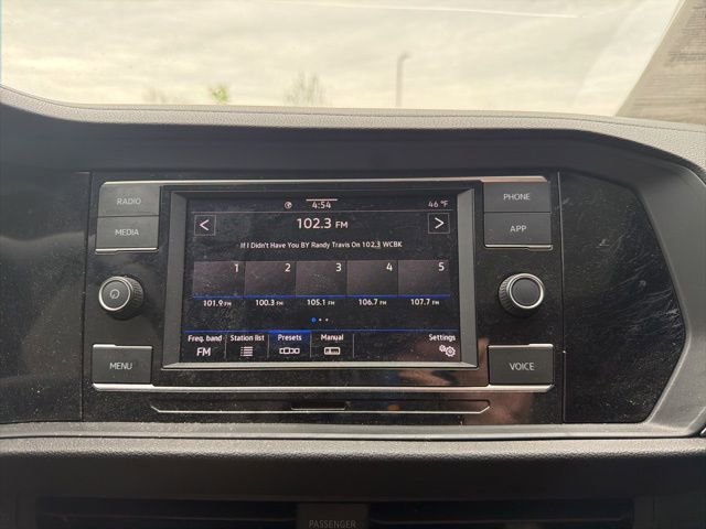 Used 2024 Volkswagen Jetta SE FWD image 24