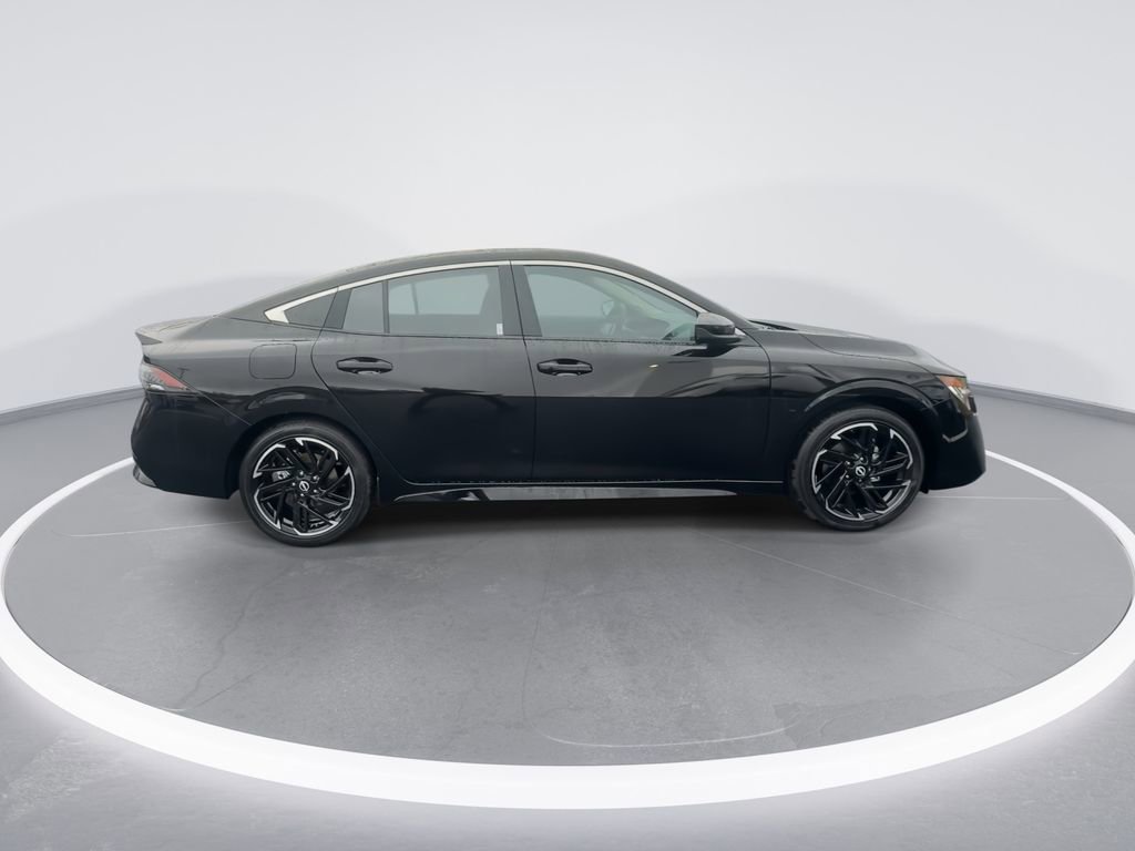 New 2026 Nissan Sentra SR image 9