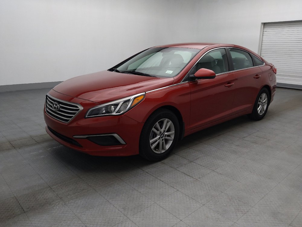 Used 2017 Hyundai Sonata SE FWD image 2
