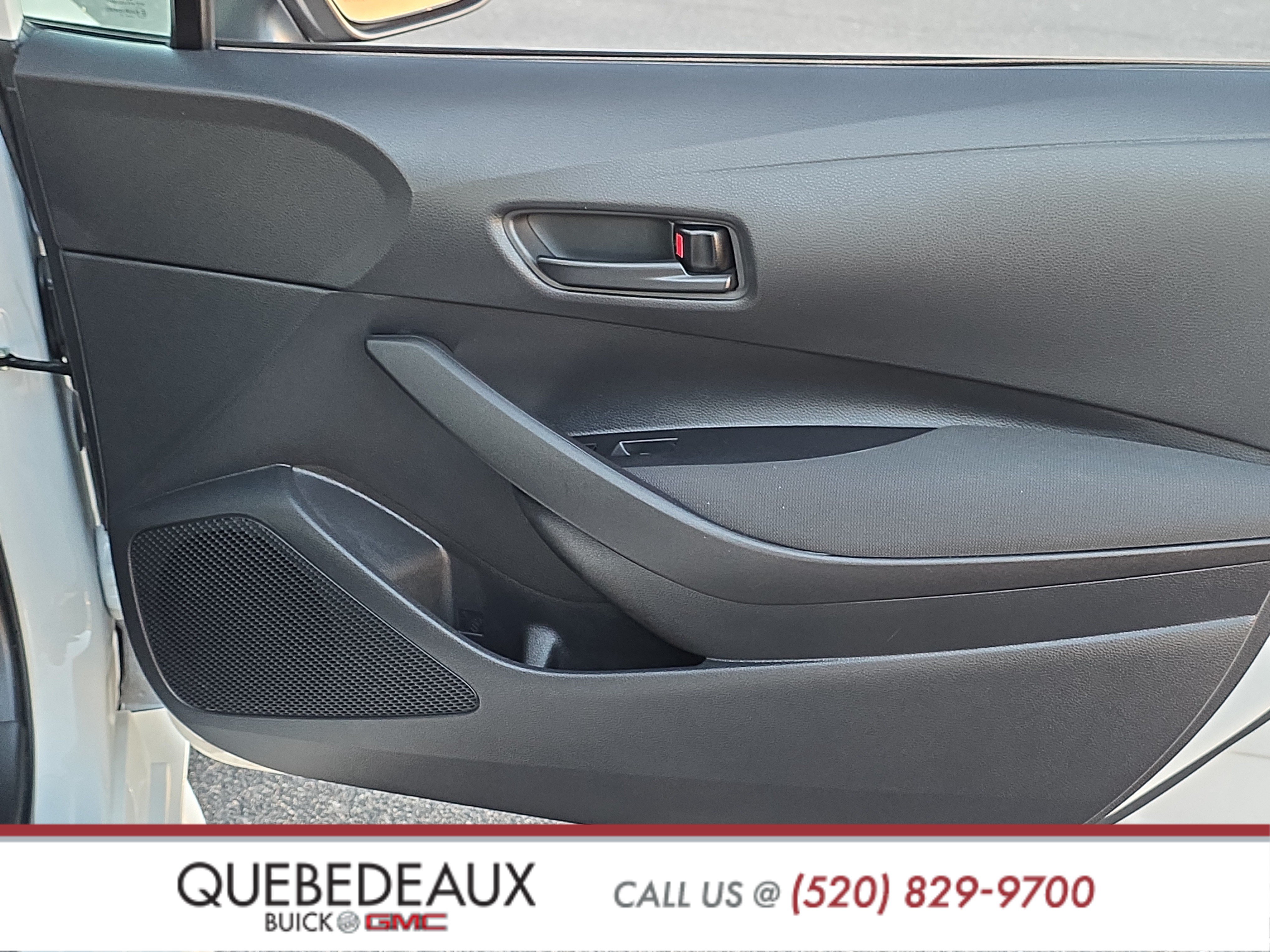 Used 2025 Toyota Corolla LE FWD image 25
