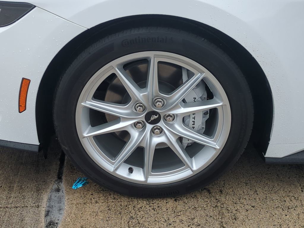 Used 2024 Ford Mustang GT Premium image 11