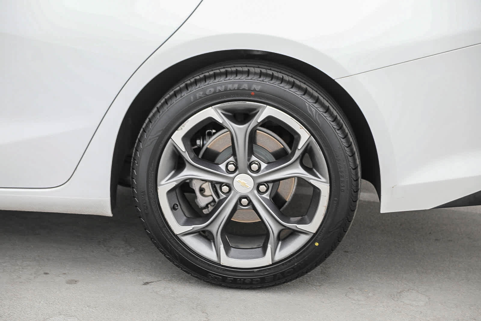 Used 2024 Chevrolet Malibu LT FWD image 11
