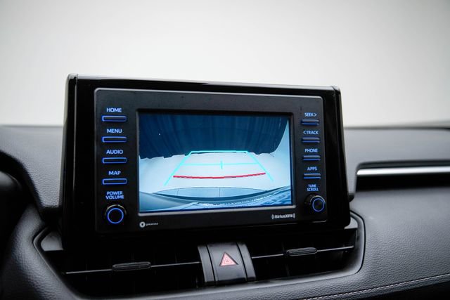 Used 2022 Toyota RAV4 XLE image 28