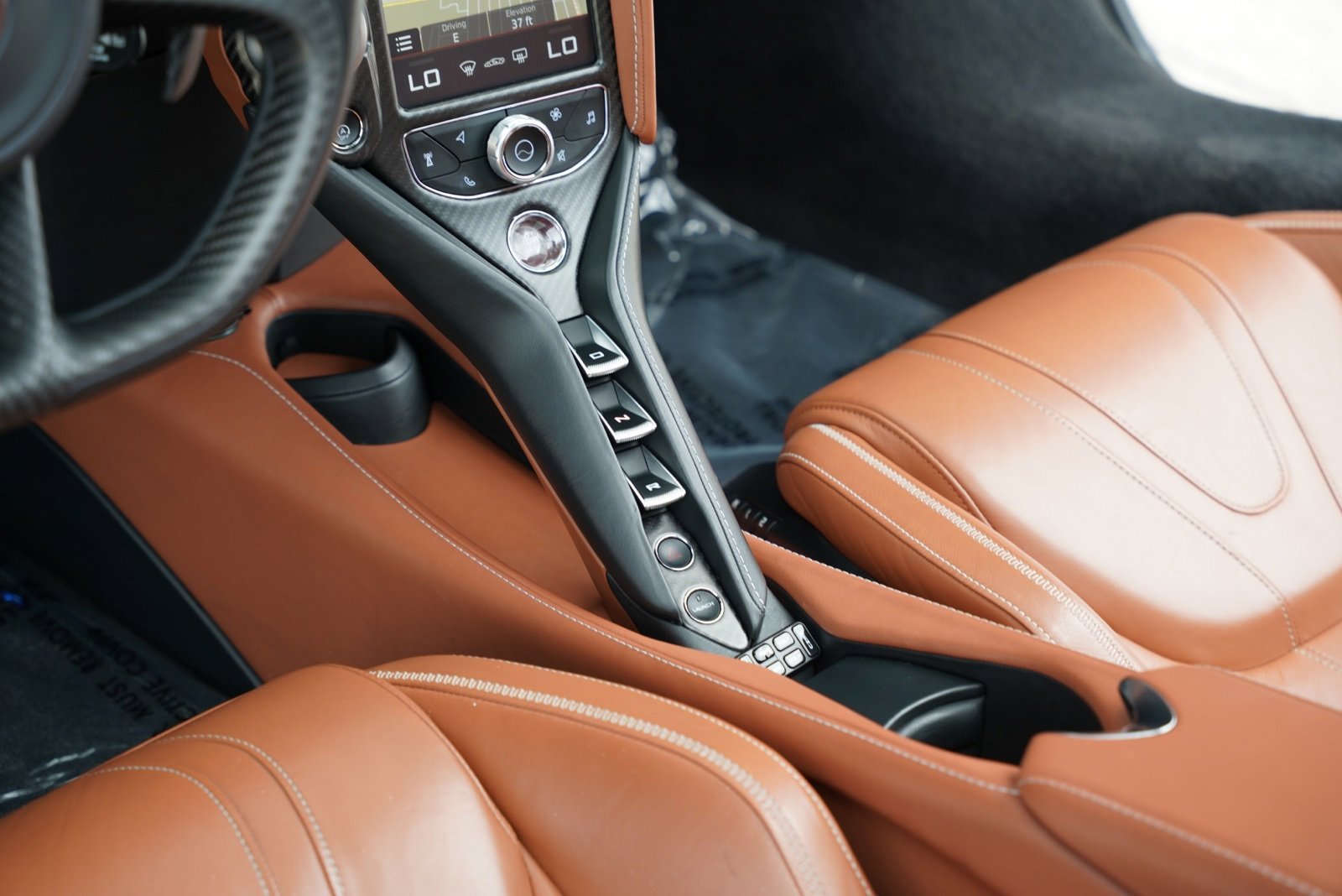 Used 2018 McLaren 720S Performance image 14