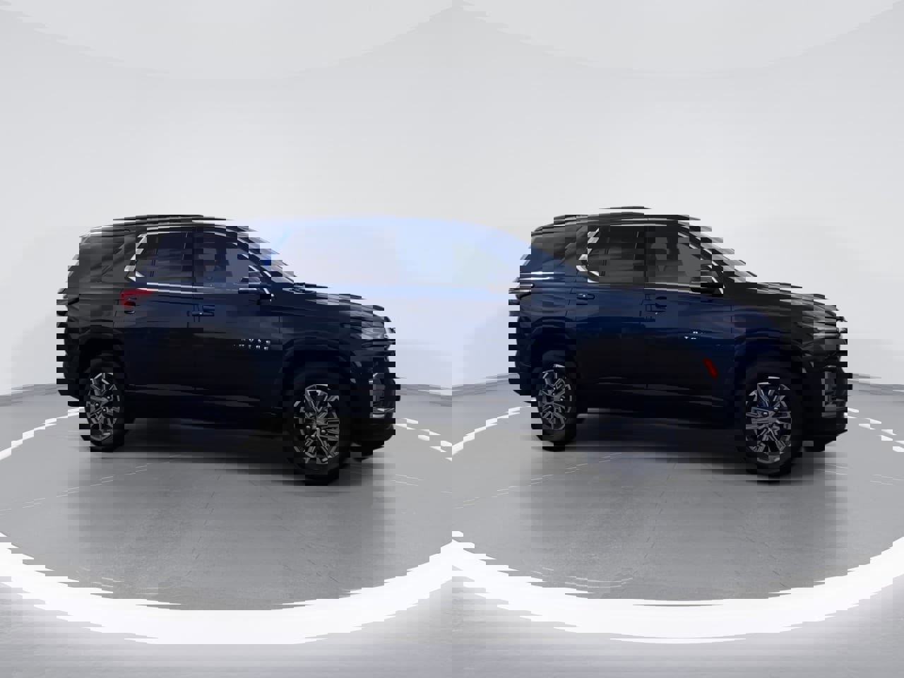 Used 2023 Chevrolet Traverse LT image 8