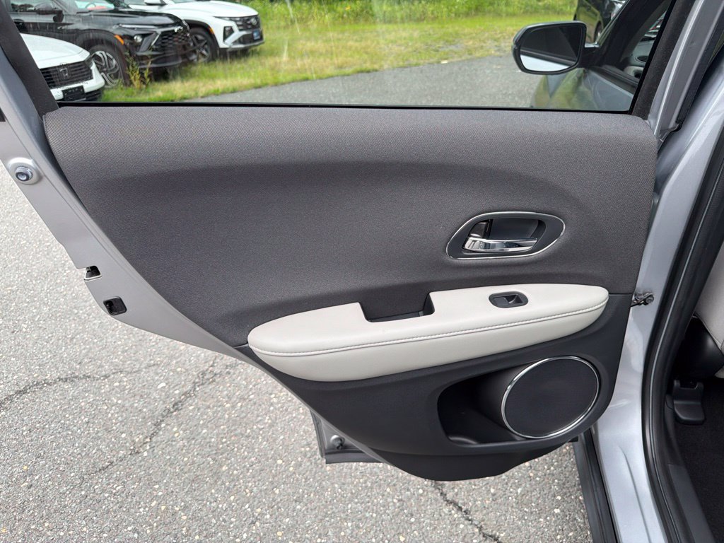 Used 2020 Honda HR-V EX image 15