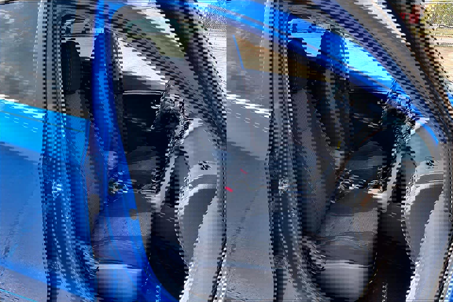 Used 2017 Hyundai Elantra GT image 8