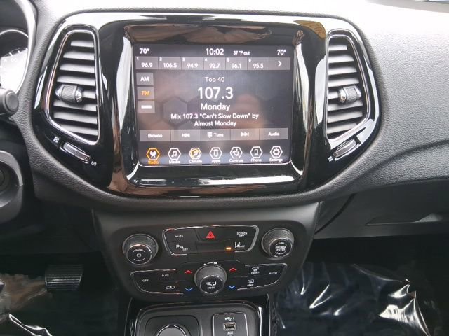 Used 2021 Jeep Compass Limited image 24