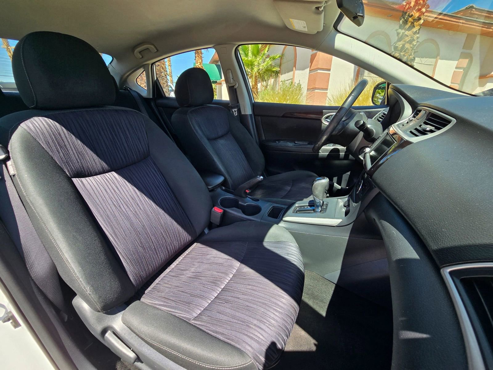 Used 2019 Nissan Sentra SV FWD image 13