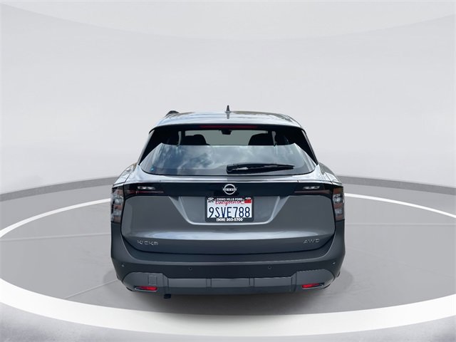 Used 2025 Nissan Kicks S w/ Charging Package image 6