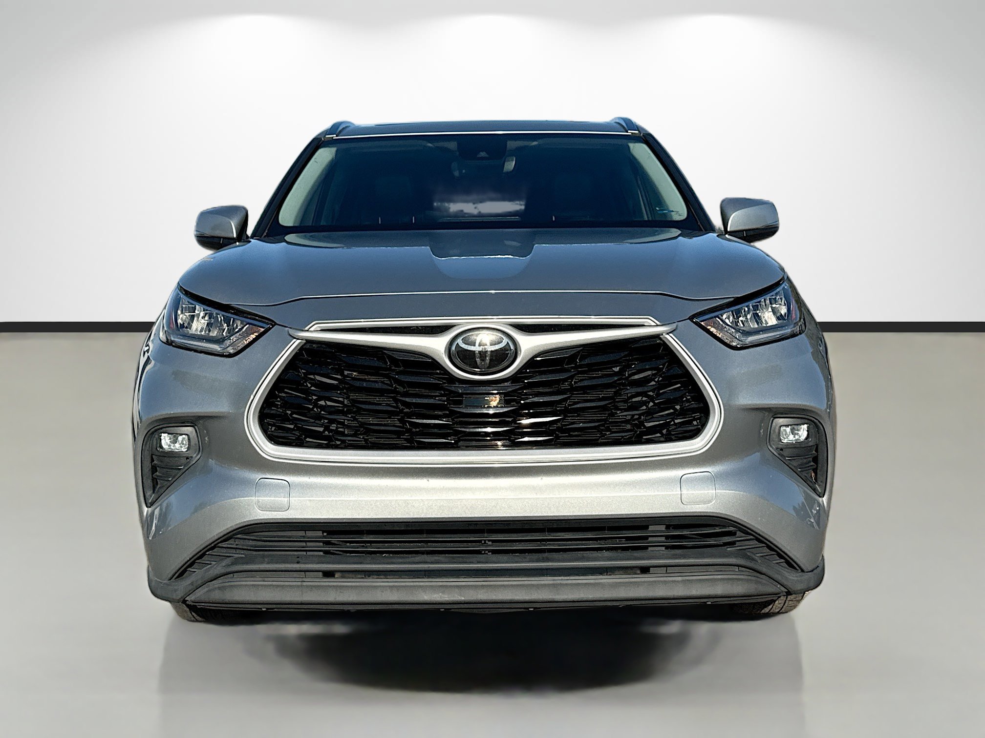 Used 2020 Toyota Highlander XLE image 8