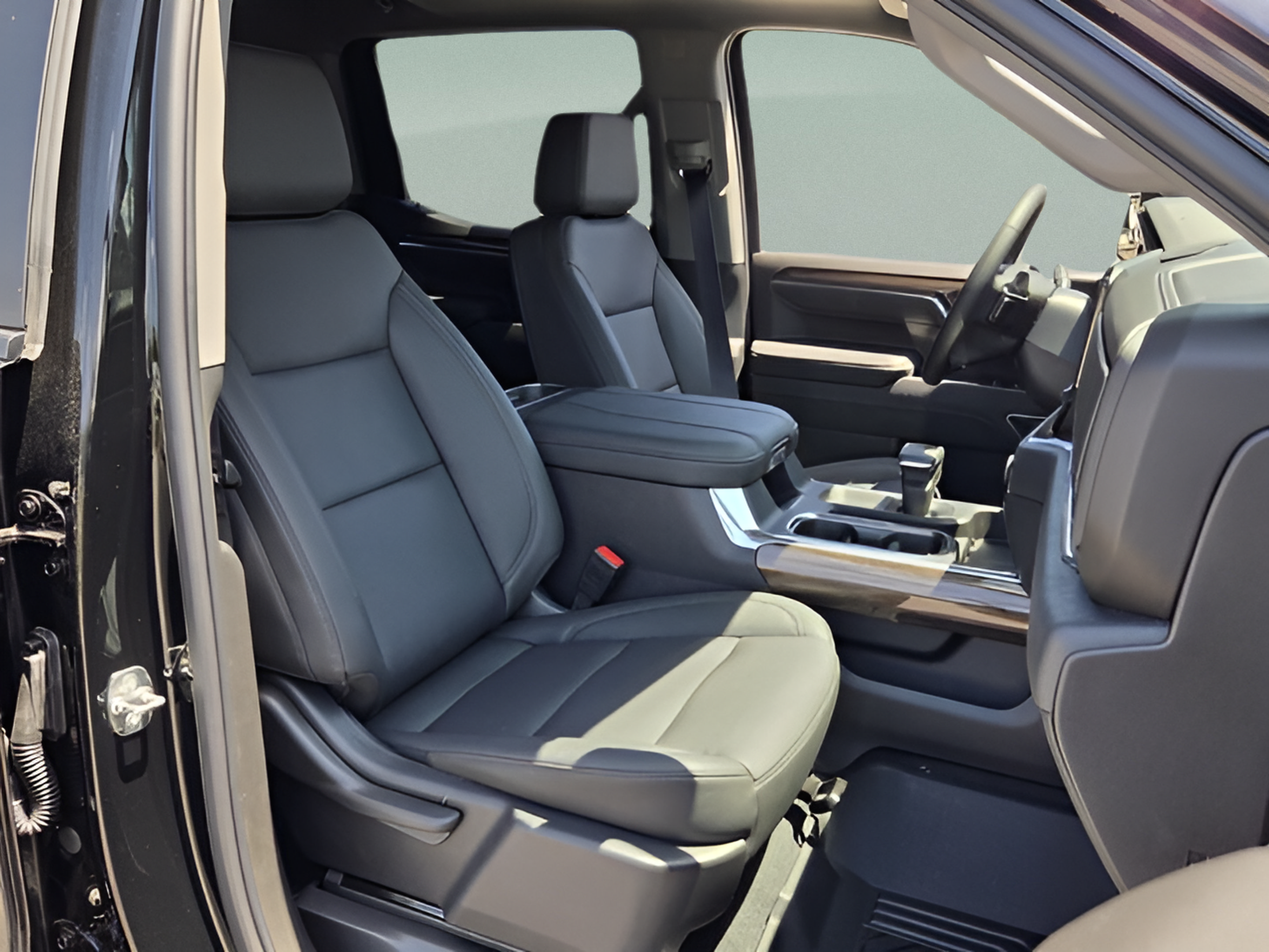 New 2026 Chevrolet Silverado 1500 LT Trail Boss w/ Convenience Package II AWD/4WD image 15