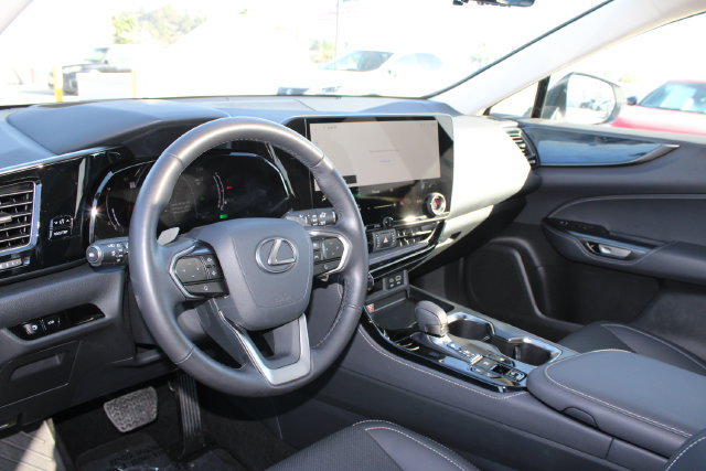 Used 2026 Lexus NX 350h AWD w/ Cold Area Package image 12