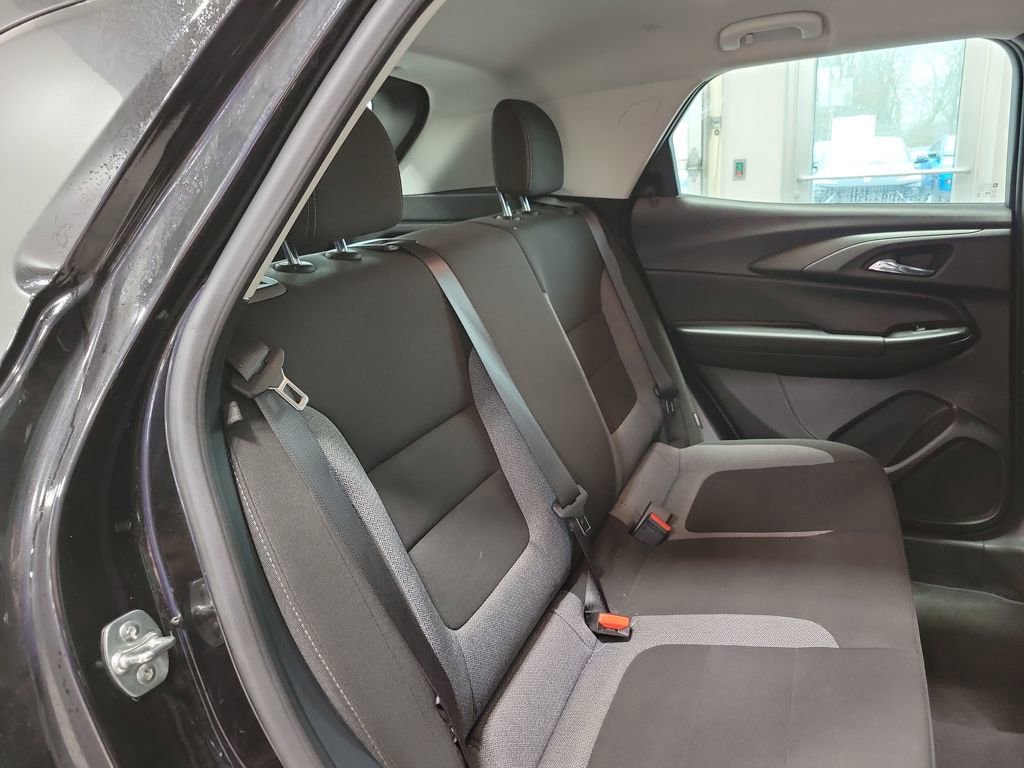Used 2024 Chevrolet TrailBlazer LS image 20