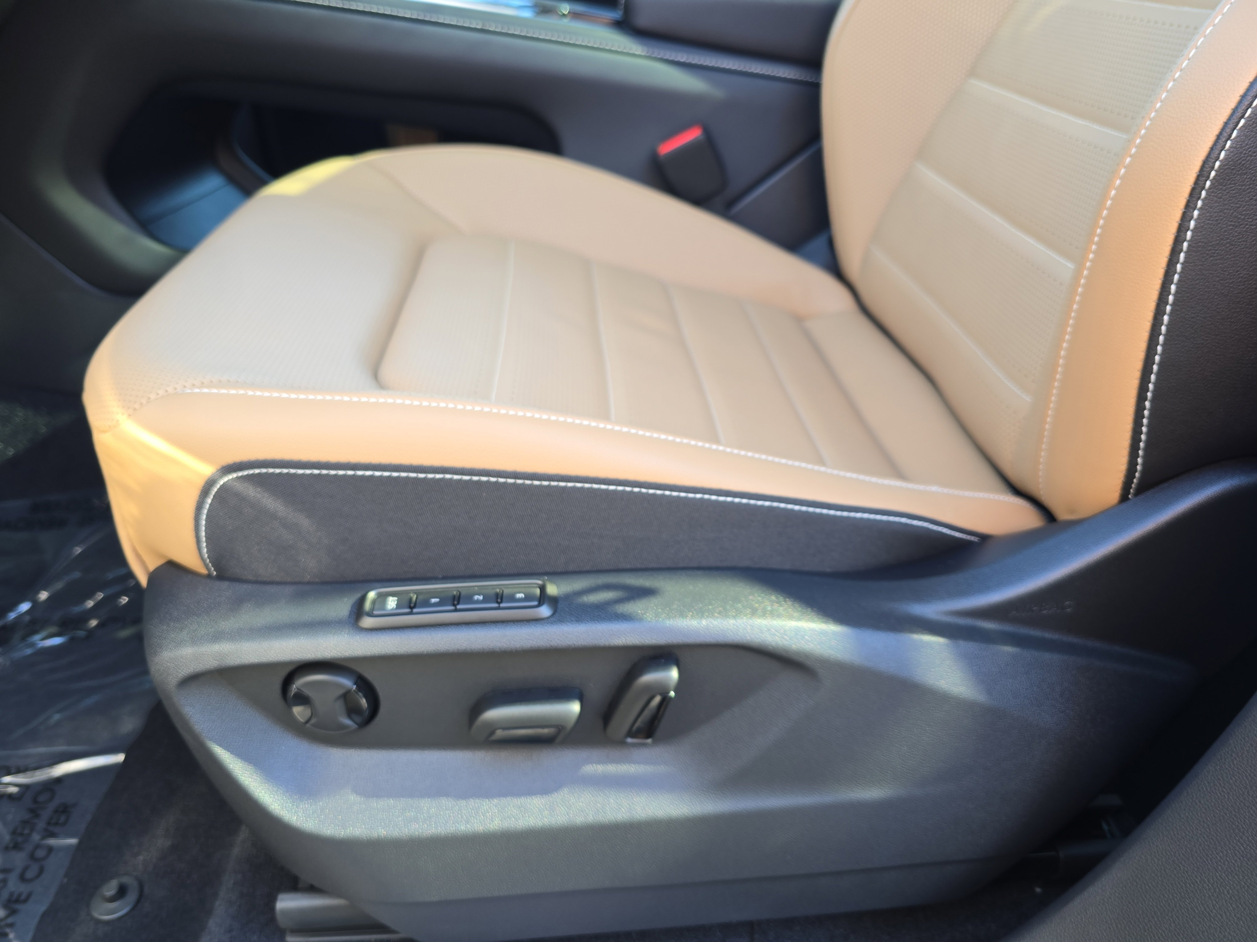 New 2026 Volkswagen Atlas Cross Sport SEL R-Line image 28