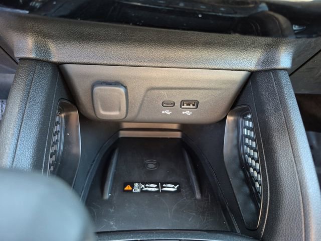 Used 2026 Chevrolet TrailBlazer LT w/ Convenience Package FWD image 23