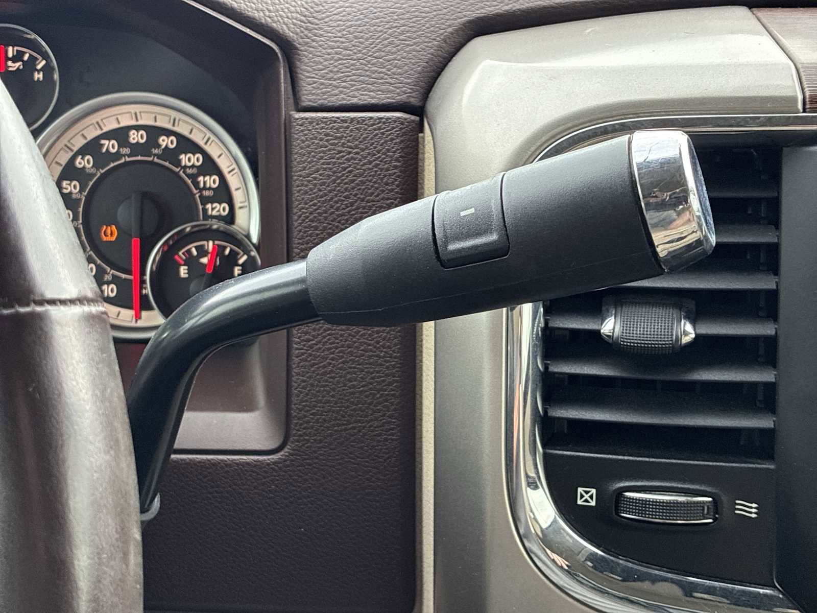 Used 2017 RAM 2500 Laramie w/ Off Road Package image 20