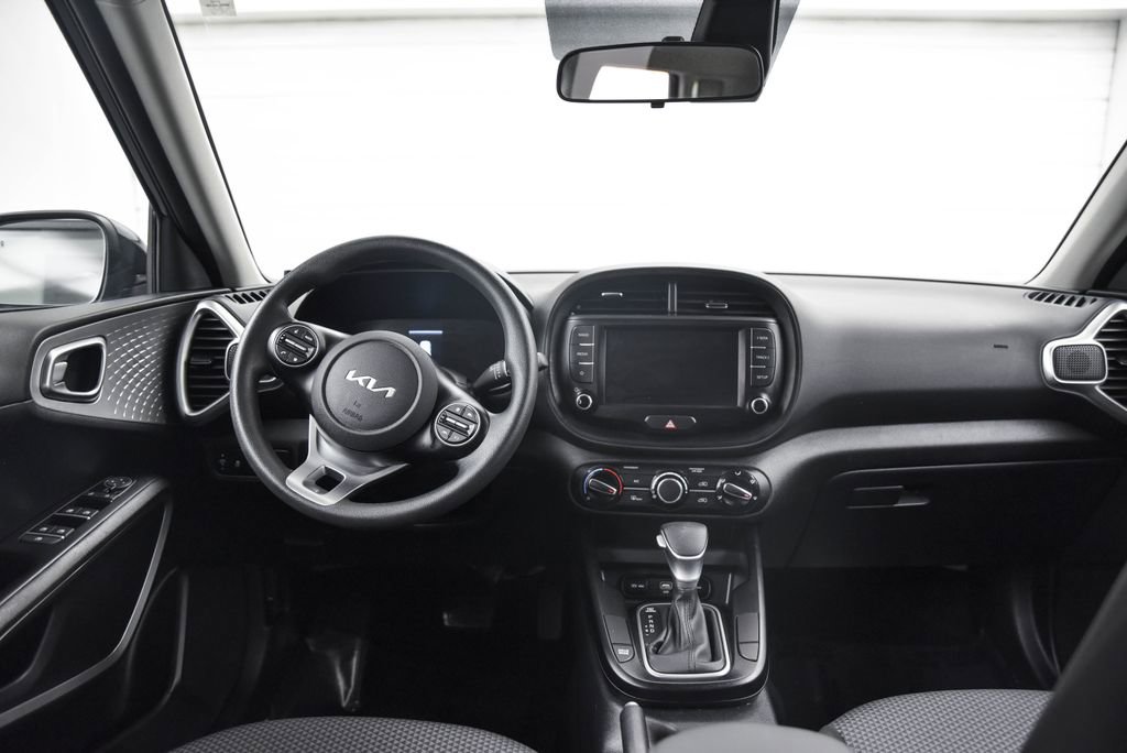 Used 2023 Kia Soul LX w/ Option Group 015 image 23