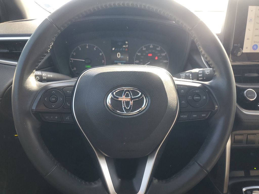 Used 2024 Toyota Corolla Cross SE image 19