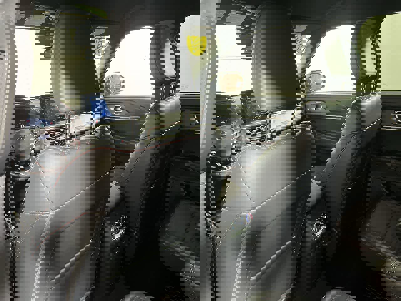 Used 2025 Ford Explorer ST-Line image 25