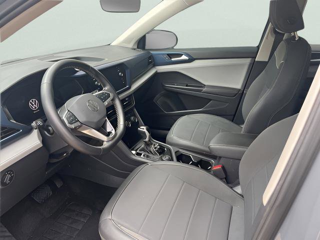 Used 2024 Volkswagen Taos SE w/ Panoramic Sunroof Package AWD/4WD image 15