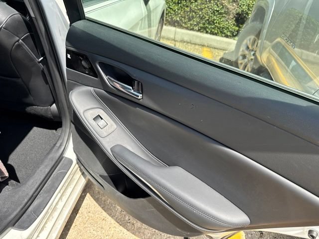 Used 2021 Toyota Avalon XLE w/ Moonroof Package FWD image 20