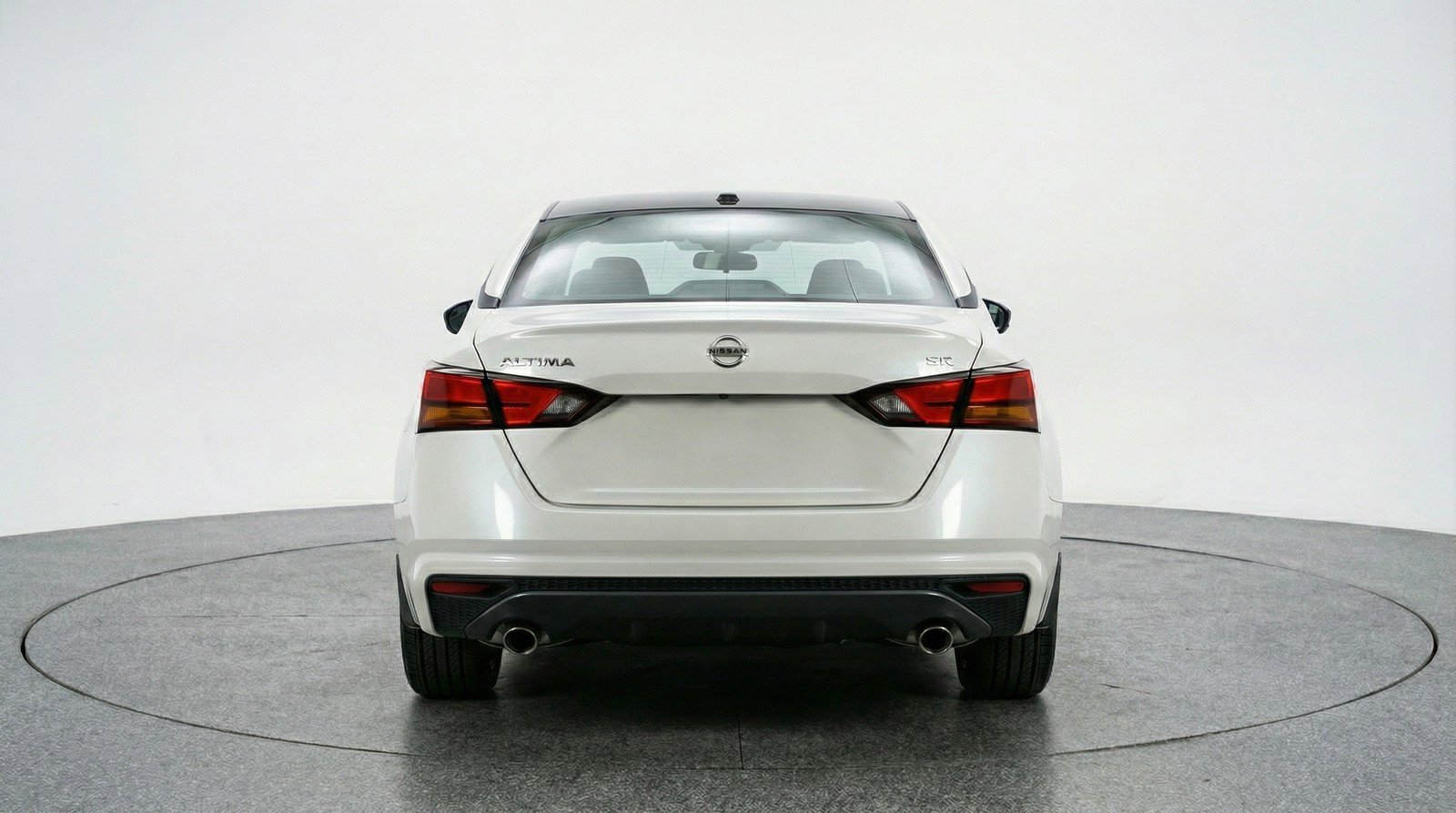 Used 2025 Nissan Altima 2.5 SR FWD image 7