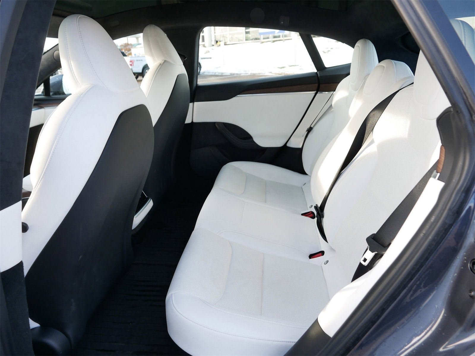 Used 2022 Tesla Model S image 15