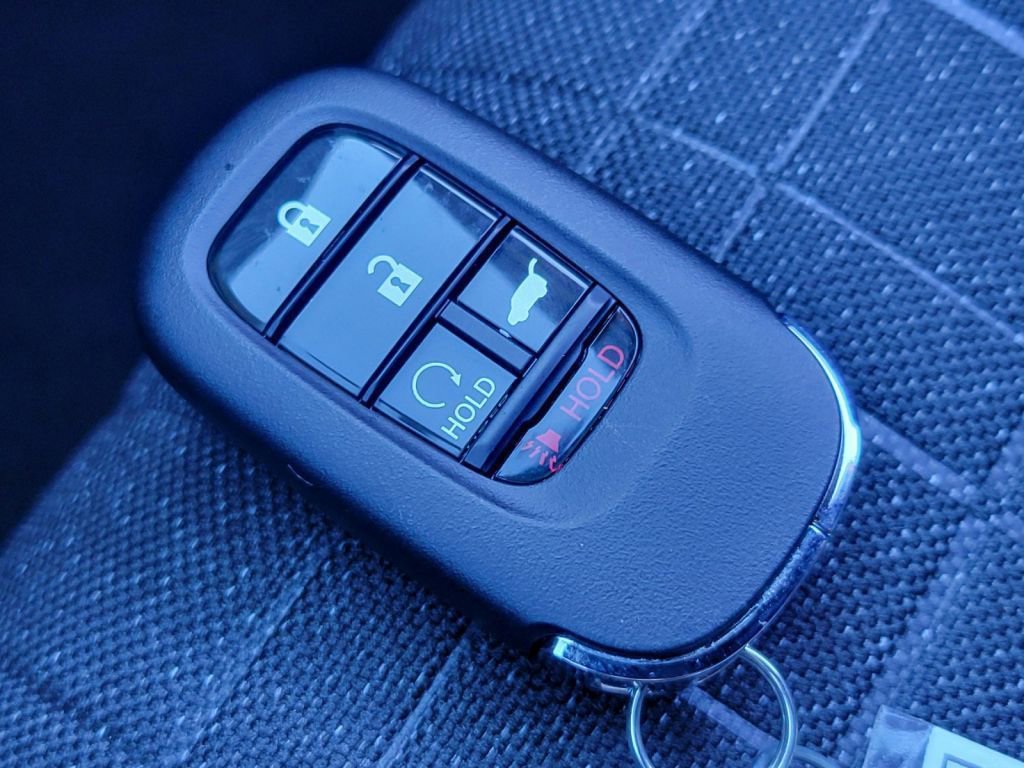 Used 2025 Honda HR-V Sport image 35