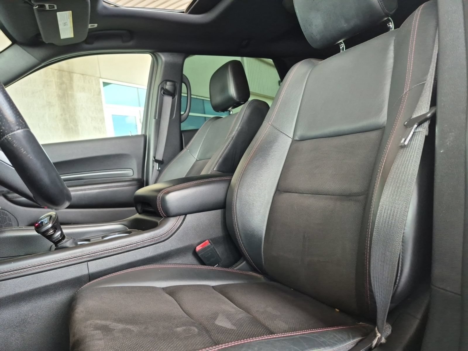 Used 2021 Dodge Durango R/T w/ Technology Group AWD/4WD image 12