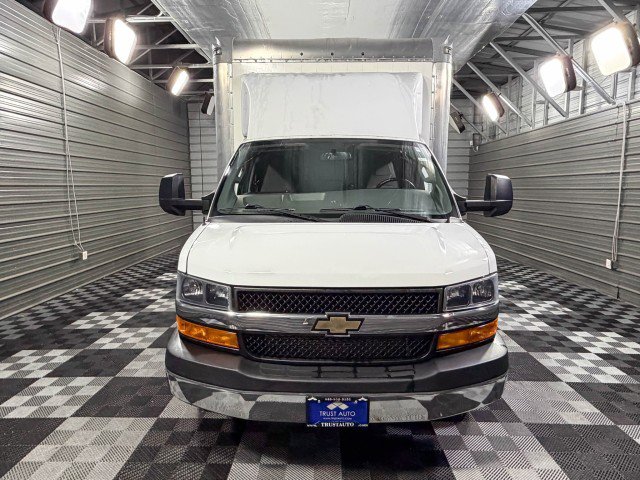 Used 2021 Chevrolet Express 3500 w/ Power Convenience Package image 3