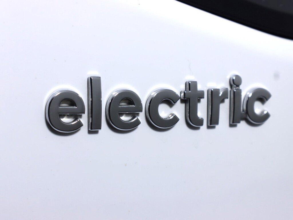 Used 2020 Hyundai Ioniq Limited image 40