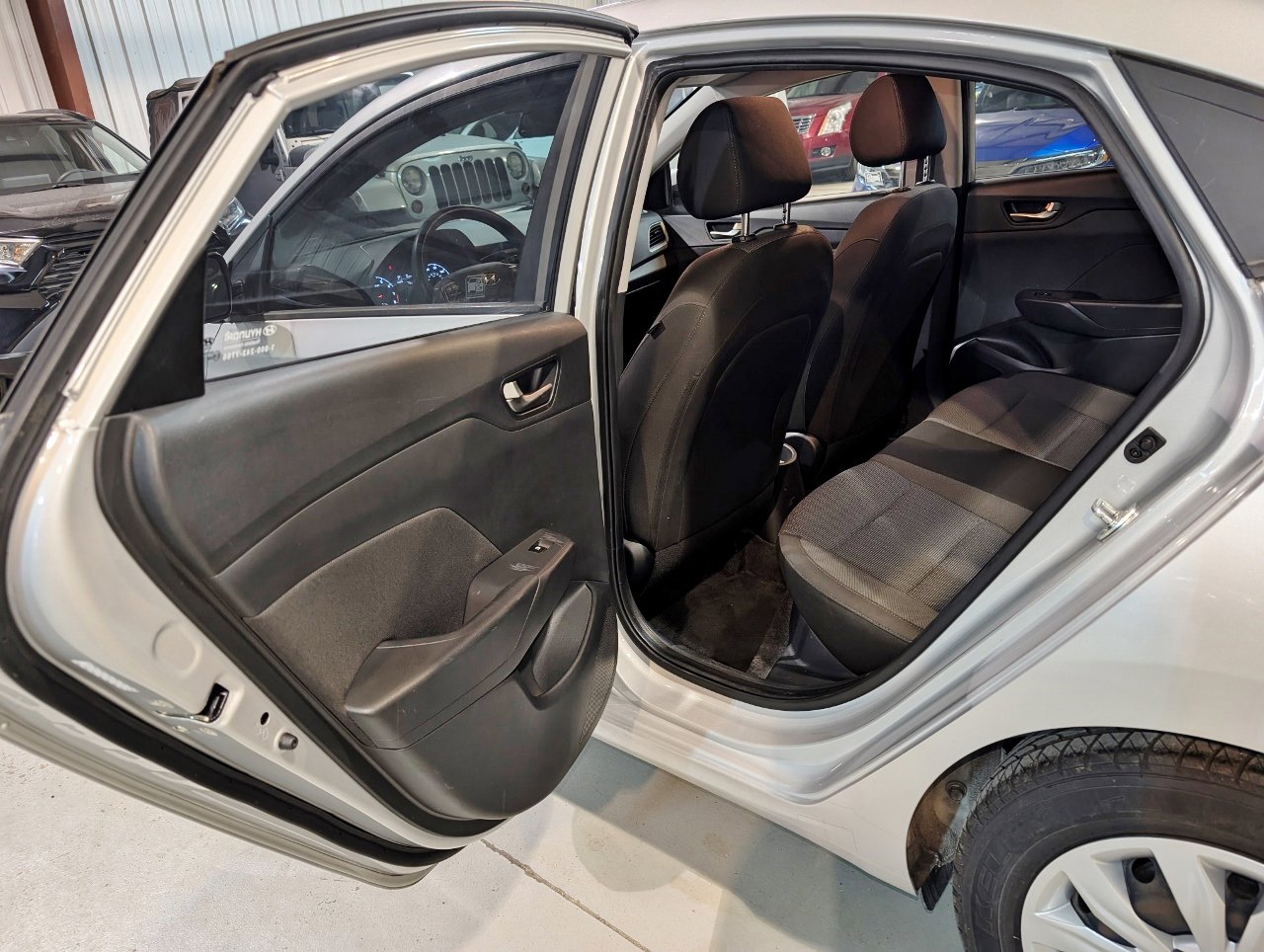 Used 2020 Hyundai Accent SE image 19