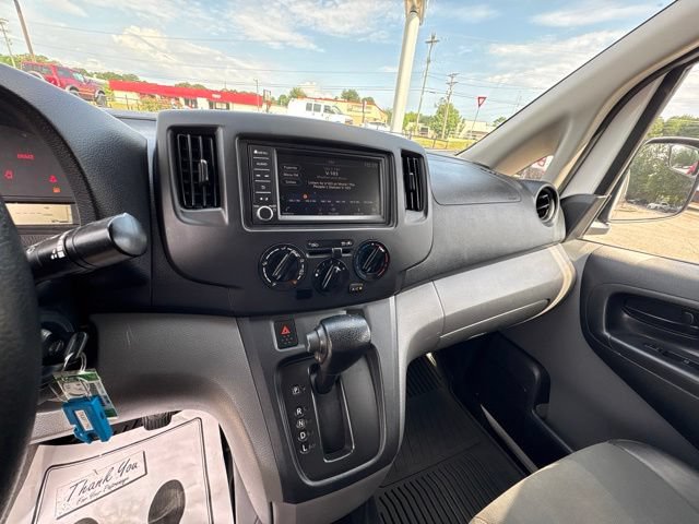 Used 2020 Nissan NV200 S FWD image 17