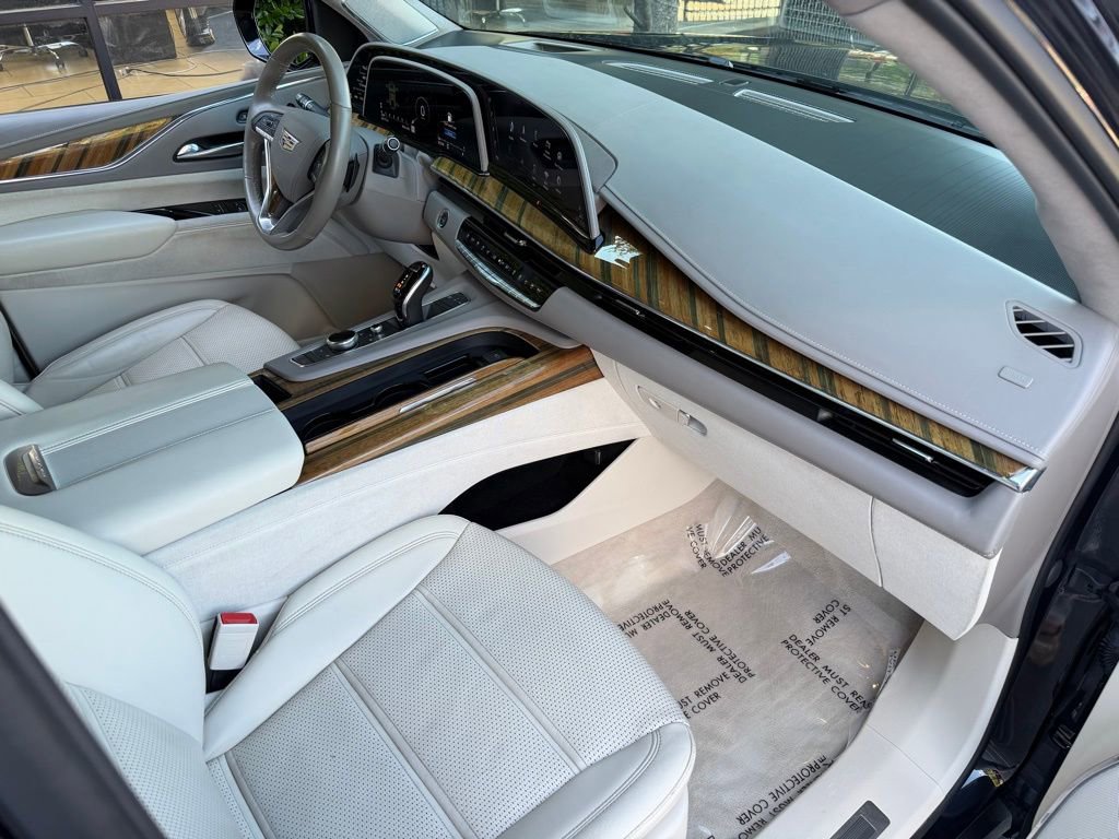 Used 2021 Cadillac Escalade ESV Sport Platinum AWD/4WD image 36