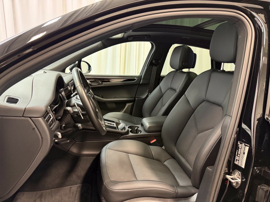 Used 2022 Porsche Macan S AWD/4WD image 5