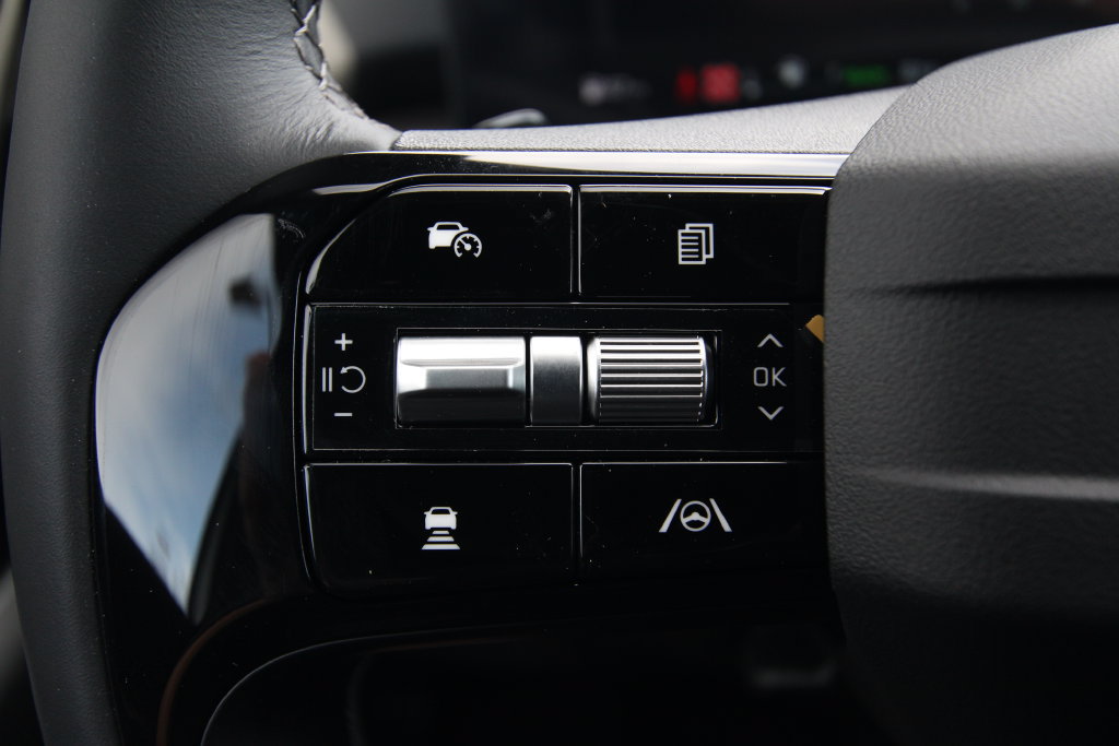 New 2026 Kia Sorento SX Prestige AWD/4WD image 24