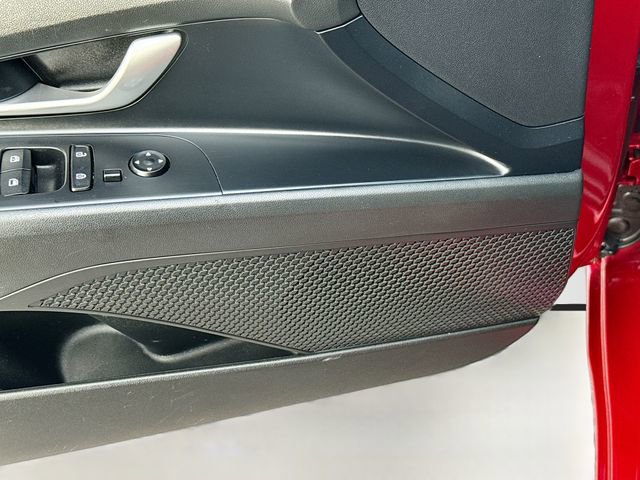 Used 2023 Hyundai Elantra SEL w/ Convenience Package image 19