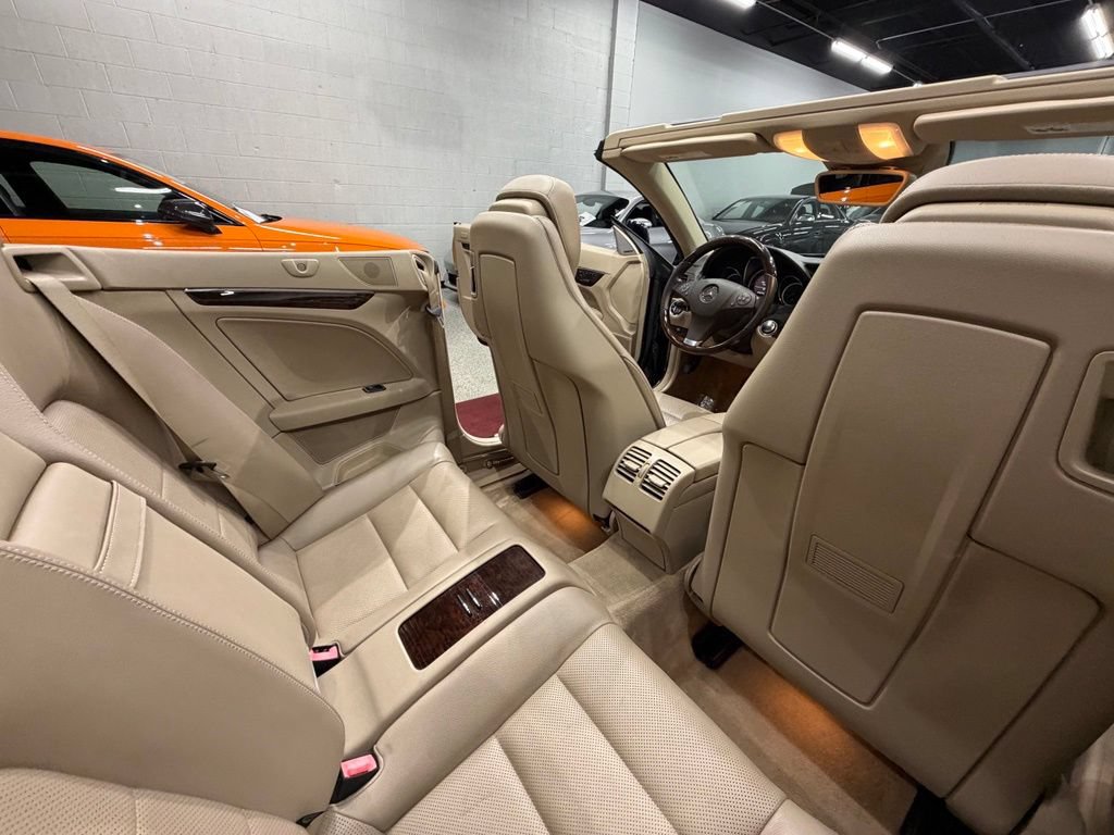 Used 2011 Mercedes-Benz E 350 Cabriolet image 27