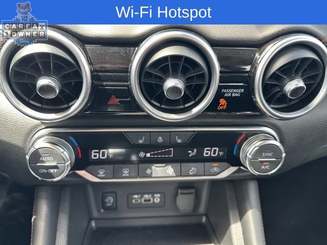 Used 2025 Nissan Sentra SR w/ SR Premium Package FWD image 23