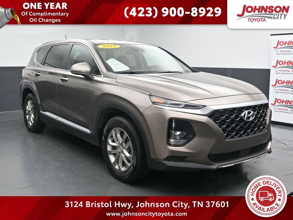 Used 2019 Hyundai Santa Fe SE FWD image 1