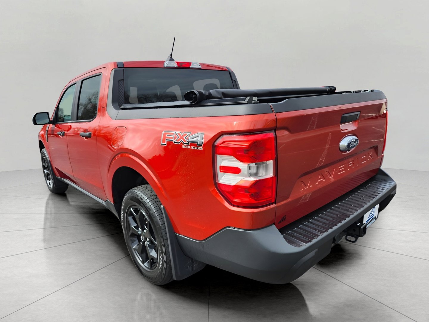 Certified 2024 Ford Maverick XLT w/ XLT Luxury Package image 9